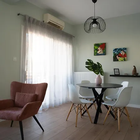 Apartment παράθυρο στη λίμνη Kastoria