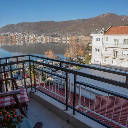 Apartment παράθυρο στη λίμνη
