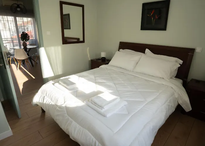 Apartmán παράθυρο στη λίμνη