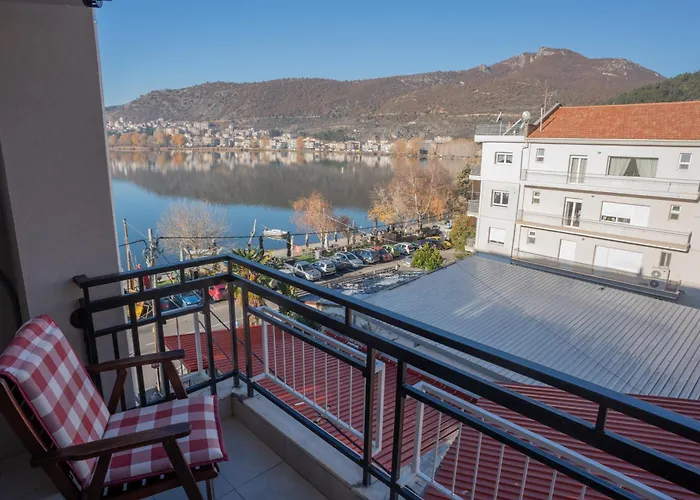 Παράθυρο Στη Λίμνη * 卡斯托里亚